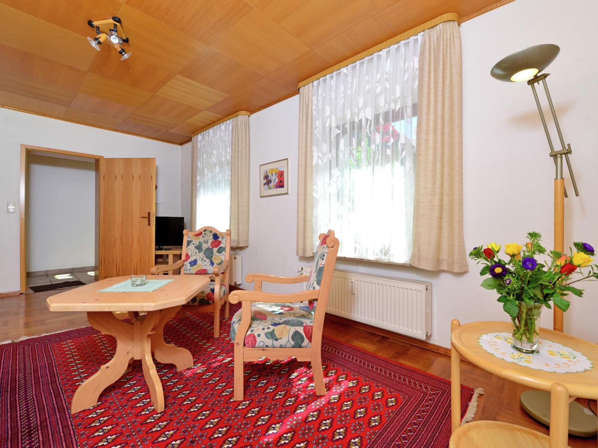 Quaint Apartment In Eimelrod Near Lake And Water Sports 빌링겐 외부 사진