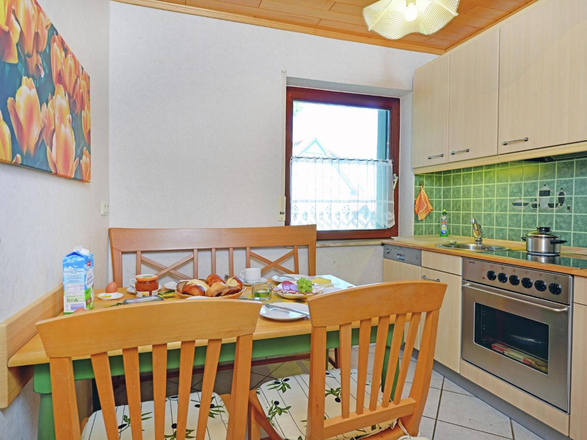 Quaint Apartment In Eimelrod Near Lake And Water Sports 빌링겐 외부 사진