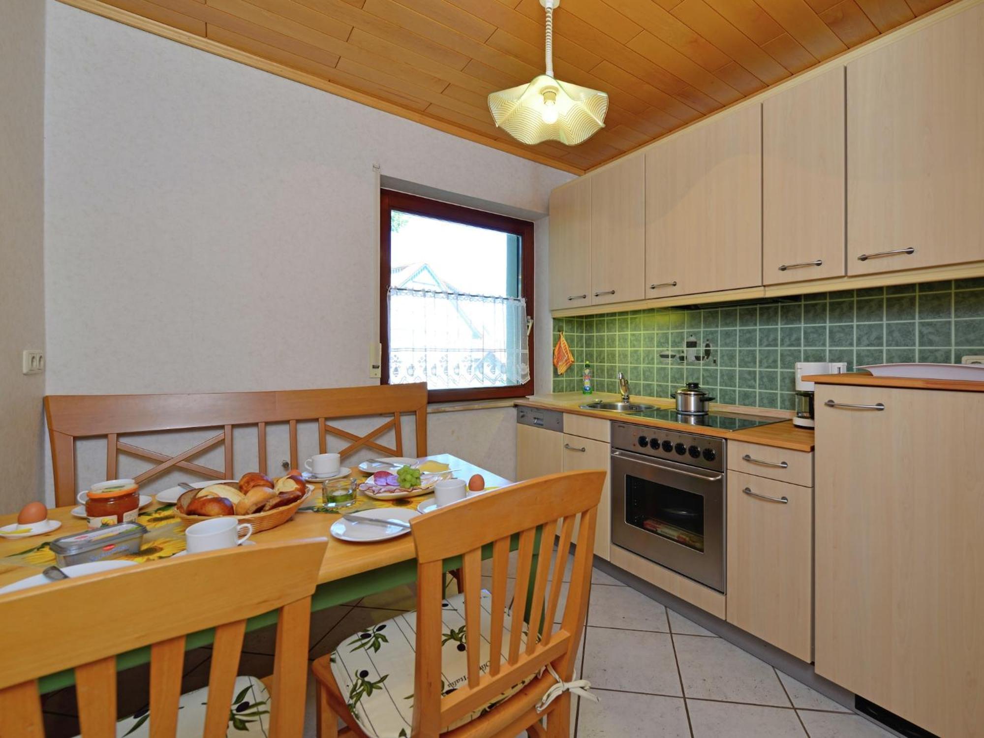 Quaint Apartment In Eimelrod Near Lake And Water Sports 빌링겐 외부 사진